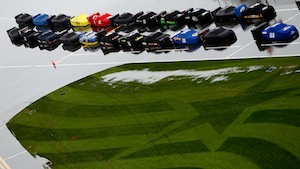 Illustration for article titled Daytona 500 Postponed, Ferrari F620 GT Teased Again, And Jag's Big Ol' Butt